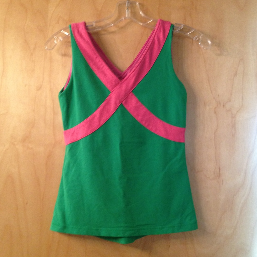 Size 4 Lululemon crisscross top